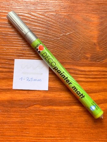 Un Feutre Decopainter Calligraphie Marabu Argenté