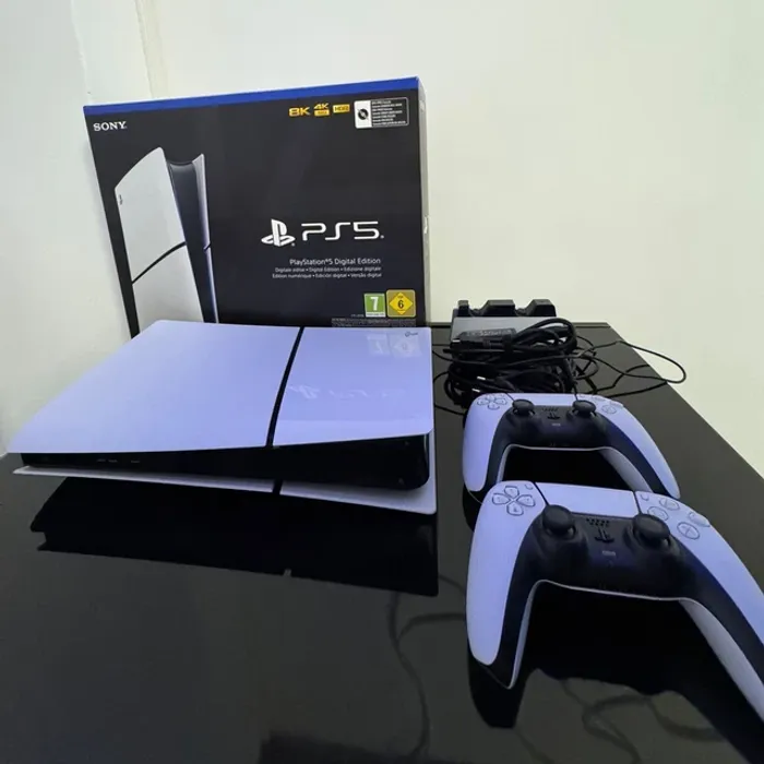 PlayStation PS 5 - photo numéro 2