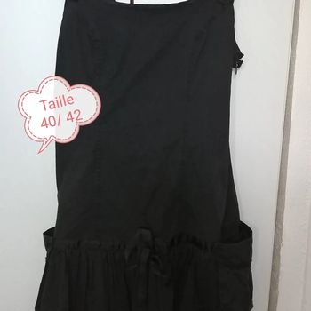 🌸Robe noire volant Taille 40/42 "Incity" Neuf 🌸