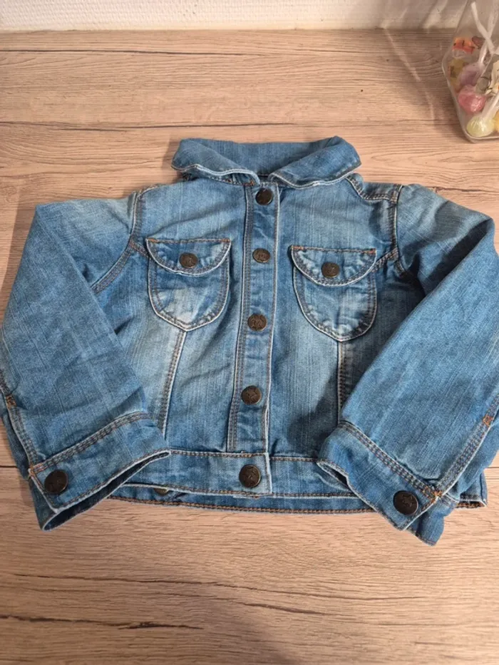 Veste en jean taille 24 mois - photo numéro 6