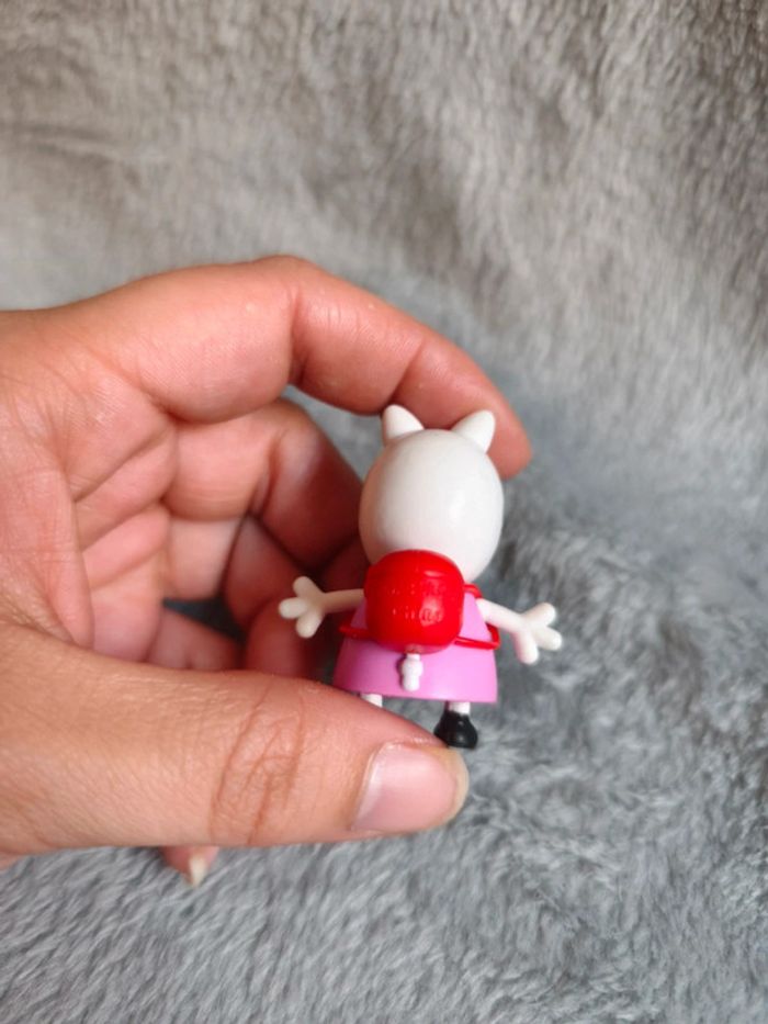 Figurine Peppa pig - photo numéro 3