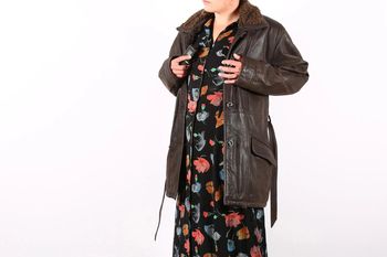 Adorable manteau vintage 80's en cuir motif léopard sur le col (#240488)