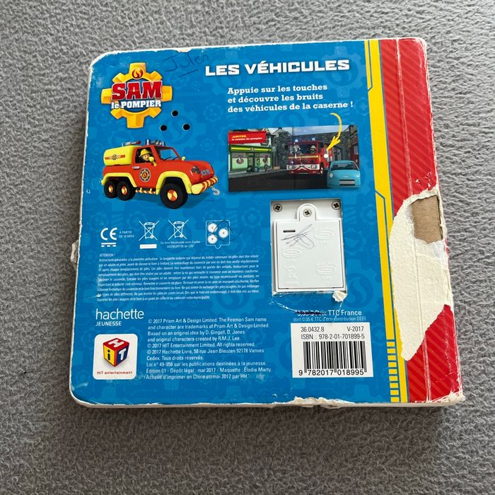 Livre les véhicules Sam le pompier - photo numéro 2