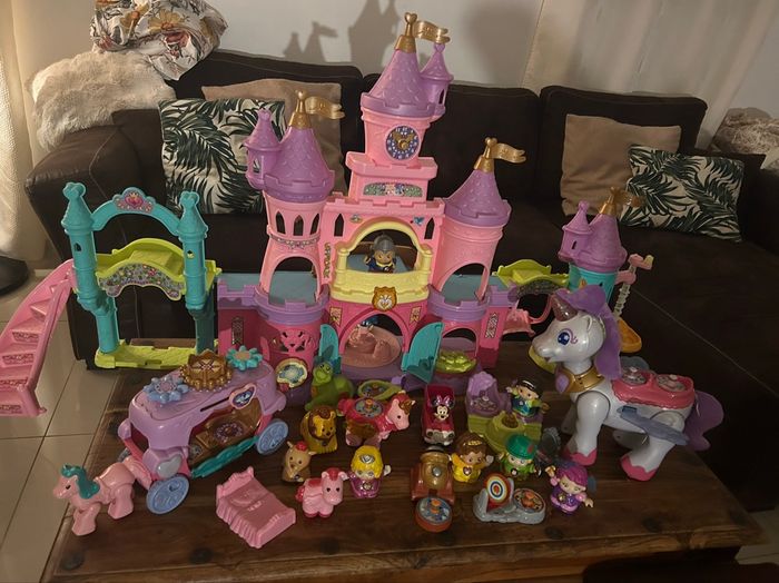 Gros lot de tut tut copain