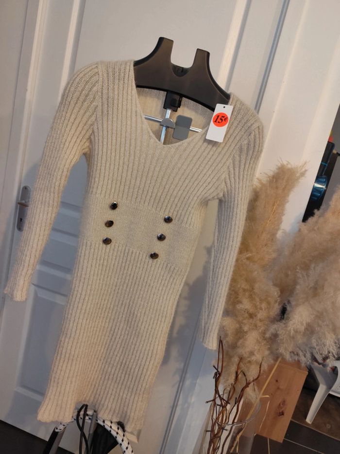 Robe courte manche longue