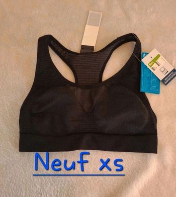 Brassière neuf
XS : Neuf avec étiquette