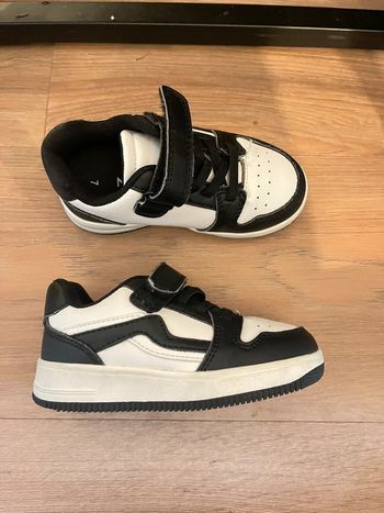 Basket garçon taille 24