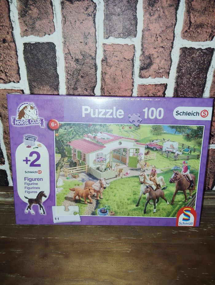 Puzzle Schleich 100 pièces avec figurine poulain