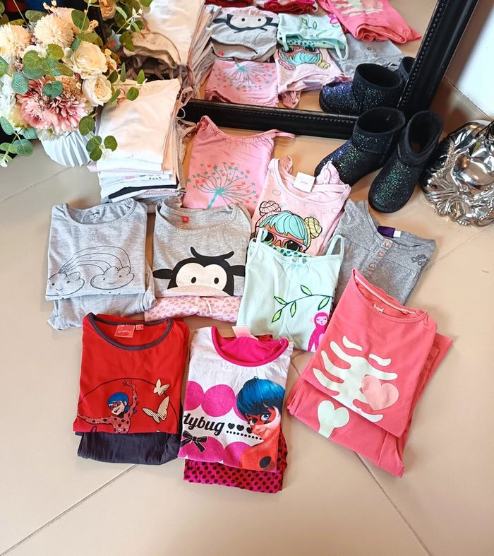 Gros lot pyjama 6ans