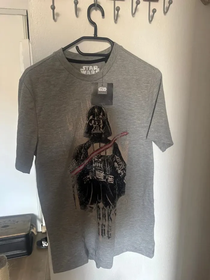 TEE shirt star wars