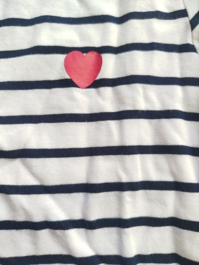 Marinière manche longue coeur fille Kiabi 5 ans - photo numéro 2