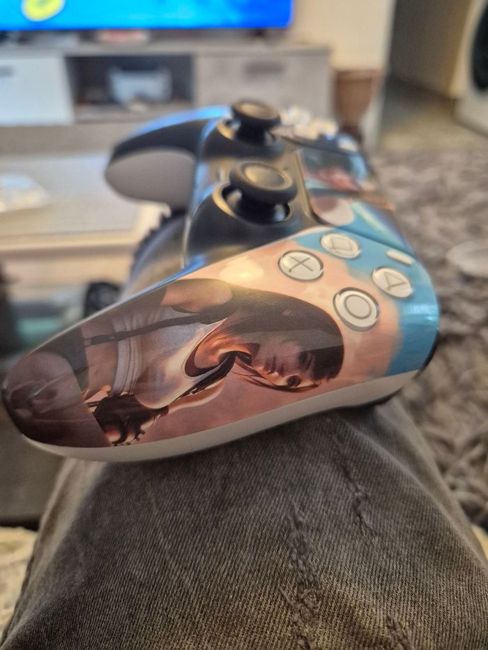 Manette ps5 v2 original custom  final fantasy - photo numéro 3