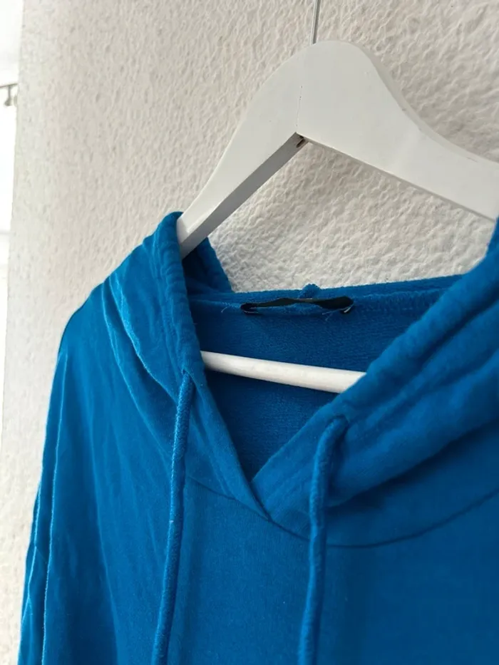 Sweat crop top bleu - photo numéro 3