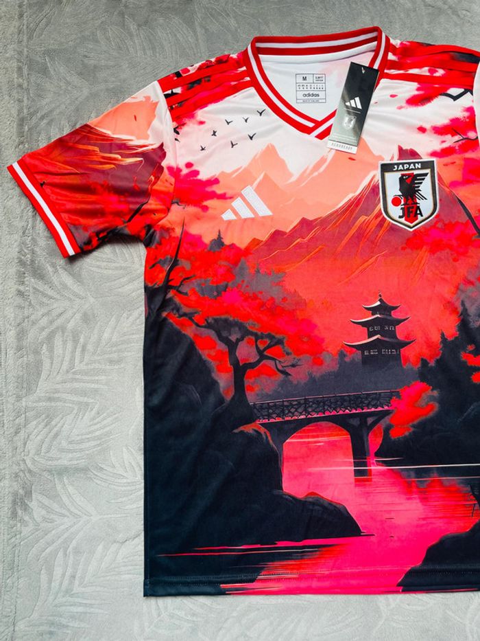 Maillot concept foot Japon rouge paysage taille M - photo numéro 2