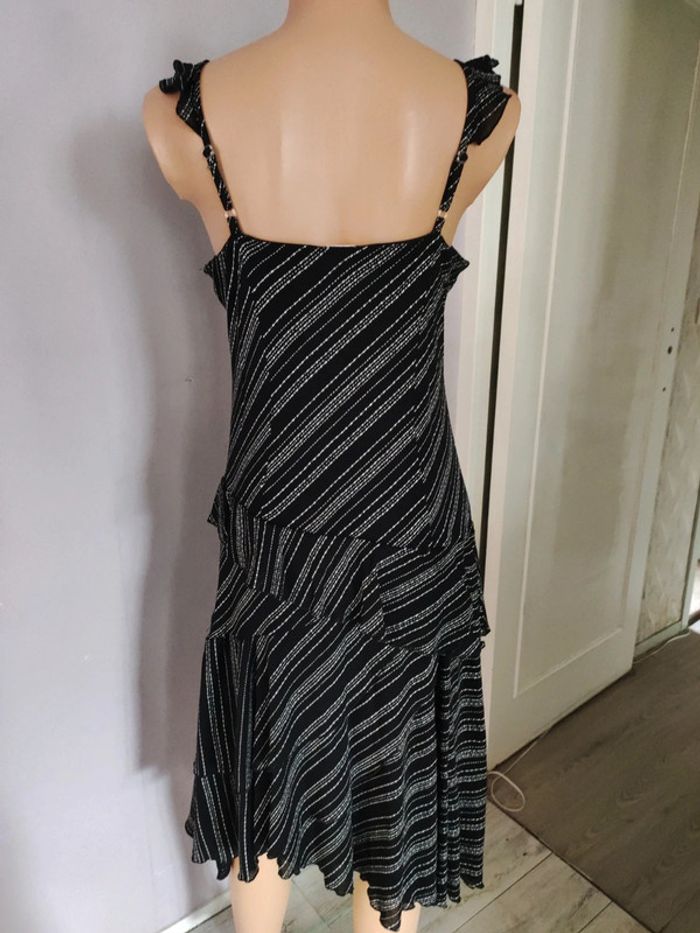 Superbe robe d'été à volants taille 44 - photo numéro 5