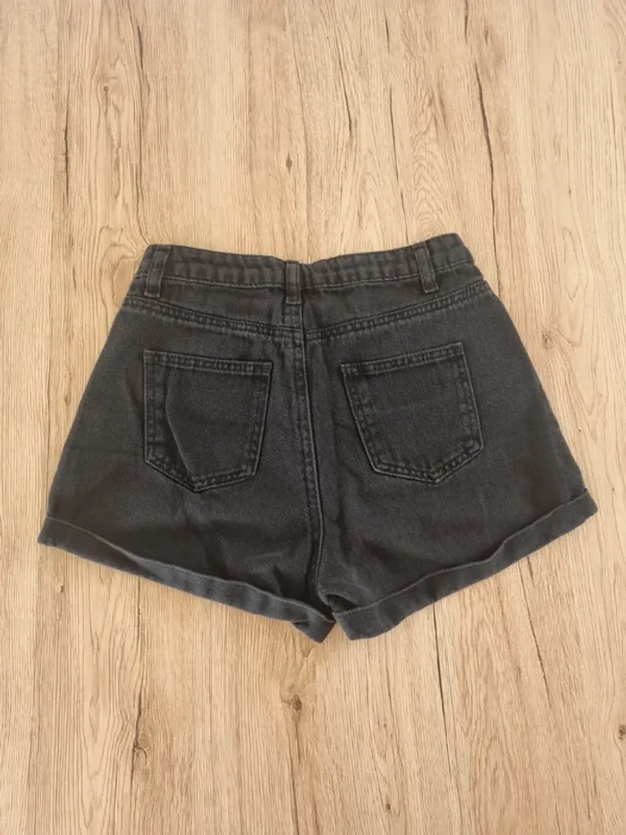 Short 12/13 ans - photo numéro 2
