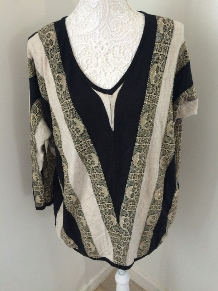 Pull neuf taille S/M