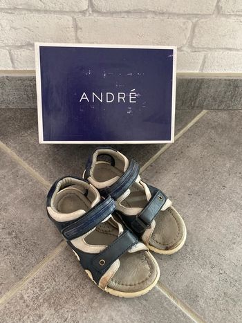 Sandales en cuir André