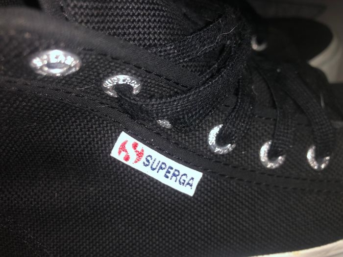 Paire de baskets tennis Superga - photo numéro 6