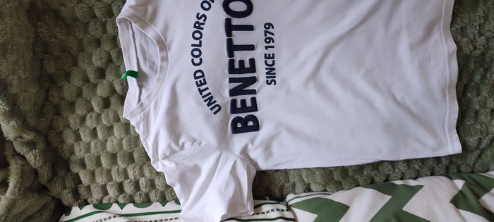 Tee shirt Benetton 8 9 ans - photo numéro 9