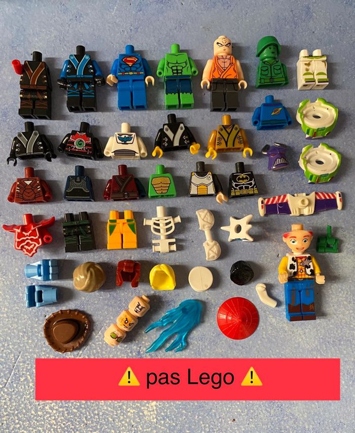 Lot de 56 éléments de minifigurine ! pas Lego !