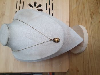 Collier en acier inoxydable avec une pierre d'œil de tigre
