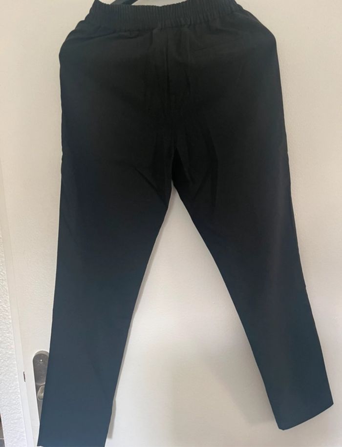 Pantalon noir ajusté - photo numéro 3