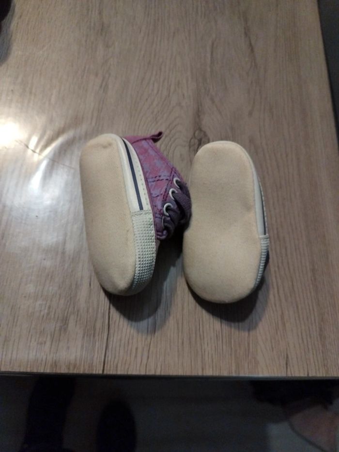 Chaussure nourrisson - photo numéro 3