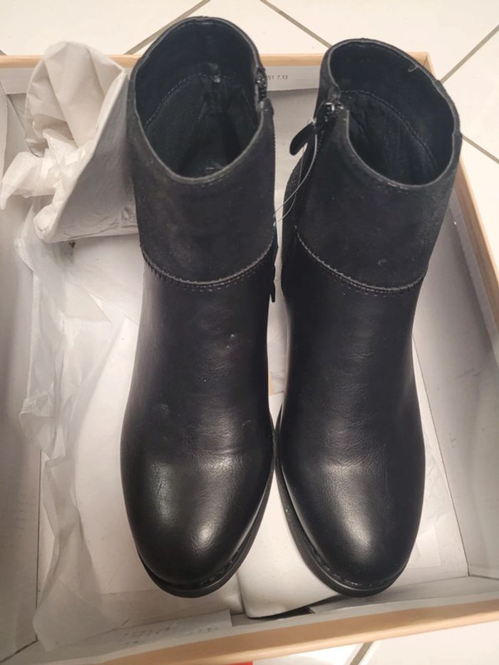 Bottines/boots noir taille 36 - photo numéro 2