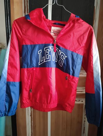 Imperméable levis parfait état 10 ans