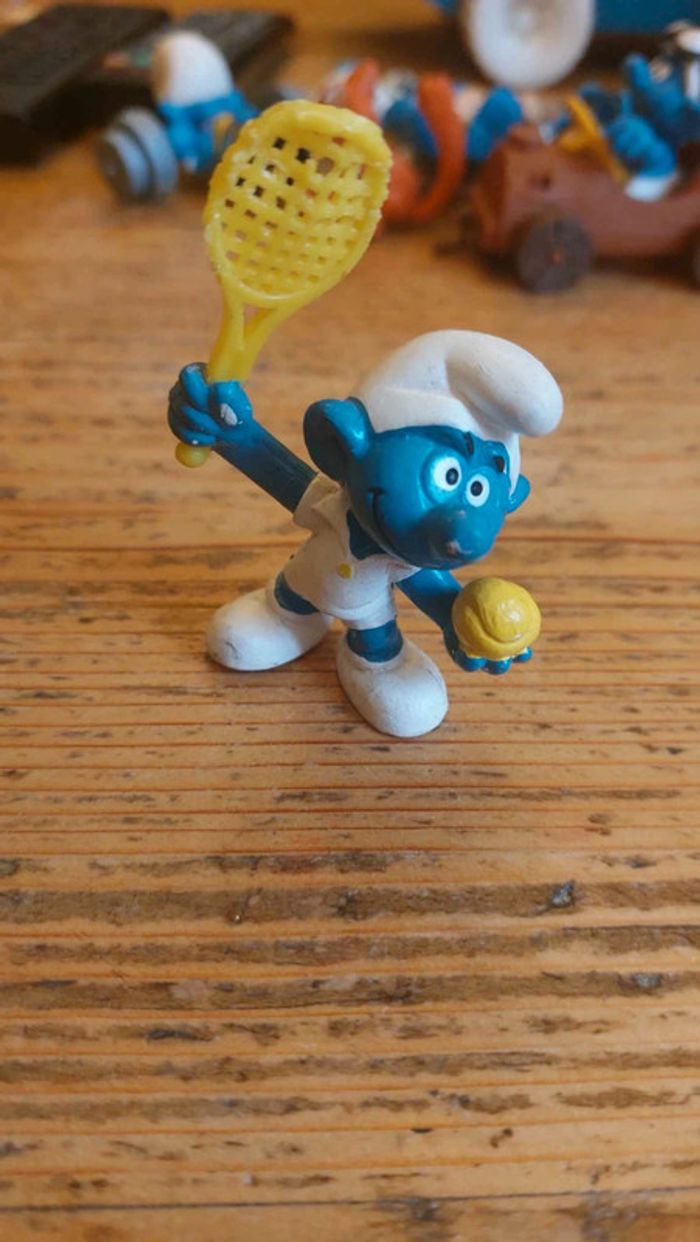 Schtroumpf raquette jaune