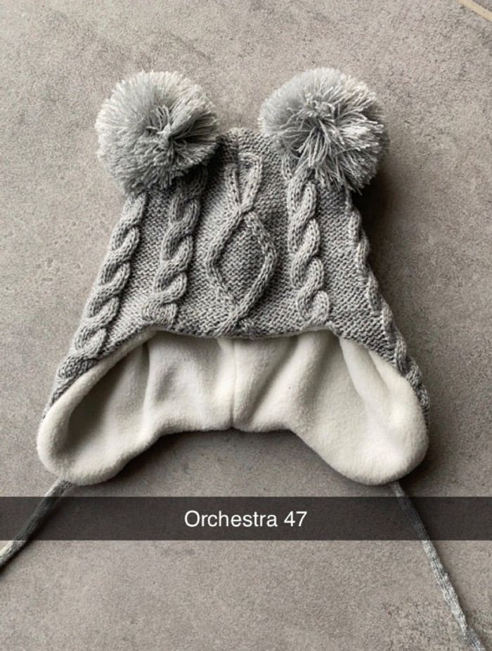 Bonnet a pompon