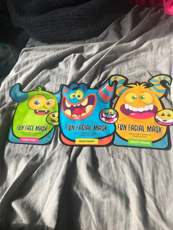Lot masque visage monstre