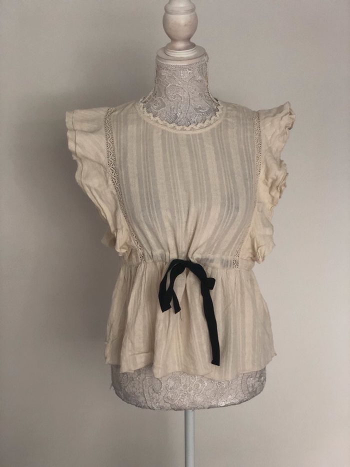 T-shirt Zara taille S en parfait état - photo numéro 4
