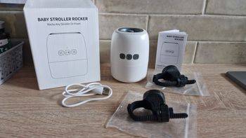 Veilleuse à bruits blancs et berceuse / rocker