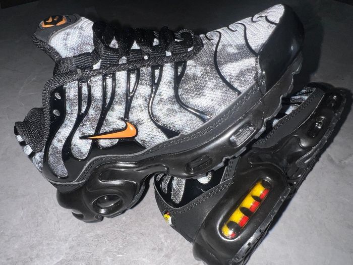 Nike Tn militaire gris 28 - photo numéro 3