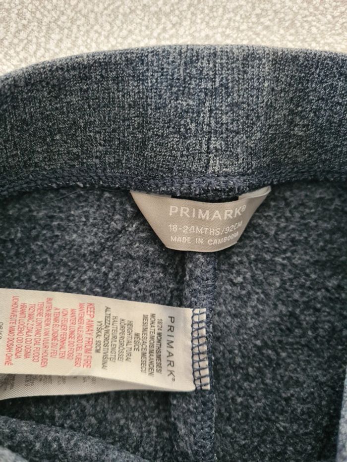 Ensemble t-shirt et jogging - photo numéro 7