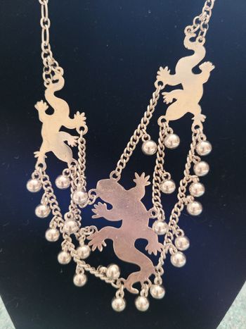 Collier fantaisie salamandre