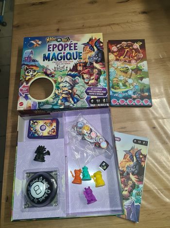 Jeu de société Magic 8 Ball Épopée Magique des éditions Mattel,