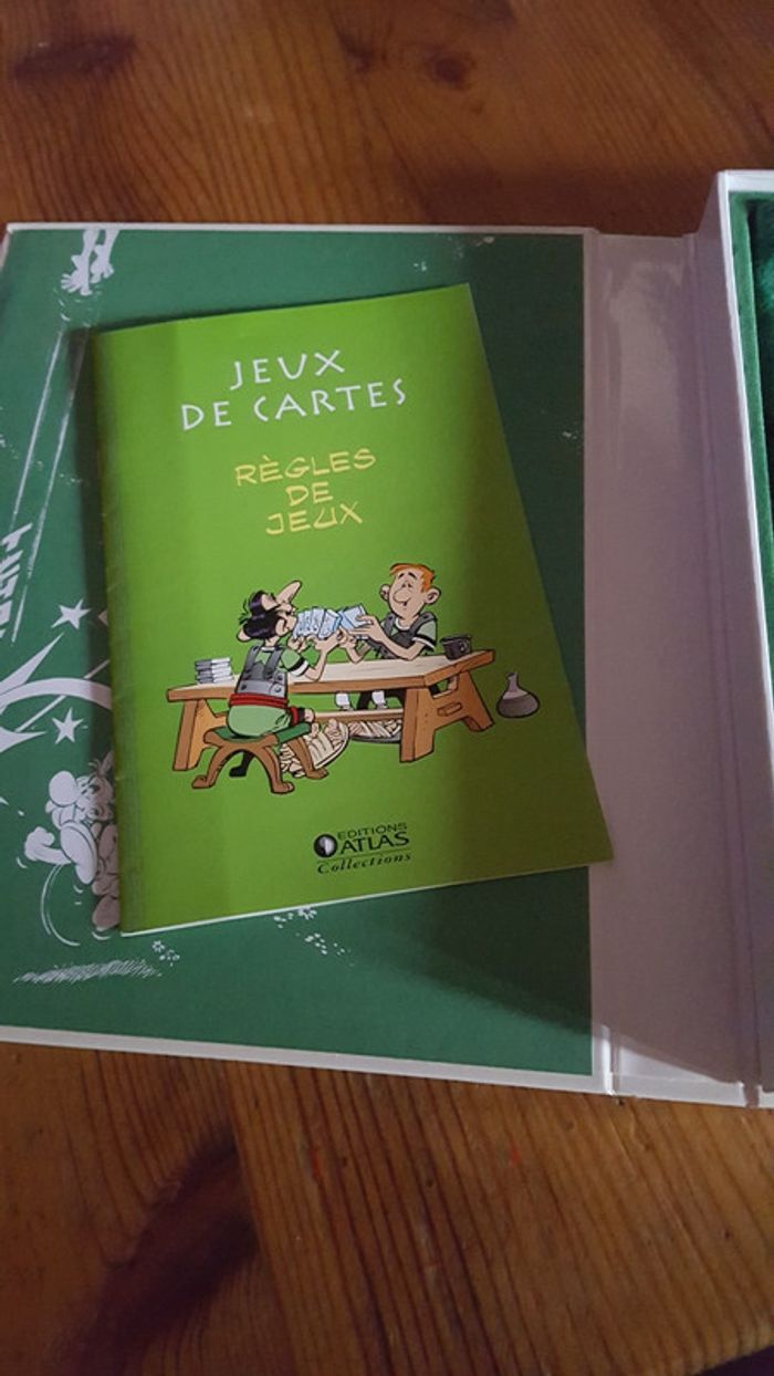 Coffret jeux de cartes Asterix neuf - photo numéro 3