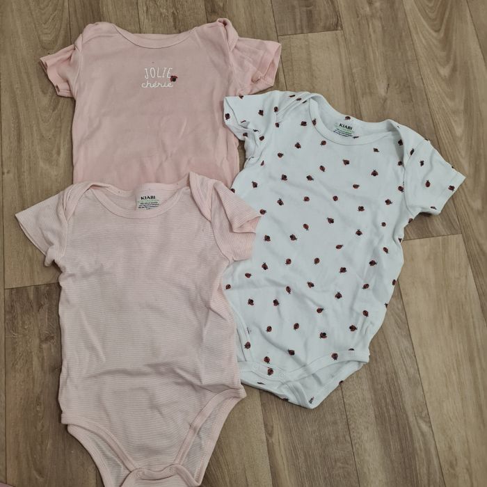 Lot de 3 bodys 18 mois kiabi