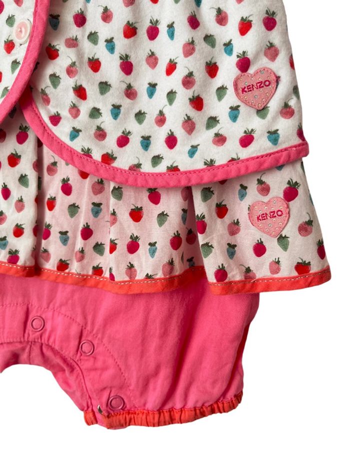 LOT / Ensemble Kenzo Kids imprimé fraises (combishort + cardigan) - 3 mois (60cm) - photo numéro 3