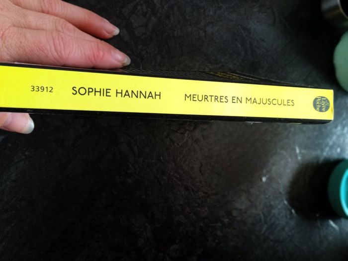 Roman policier hercule Poirot meurtre en majuscule - photo numéro 3