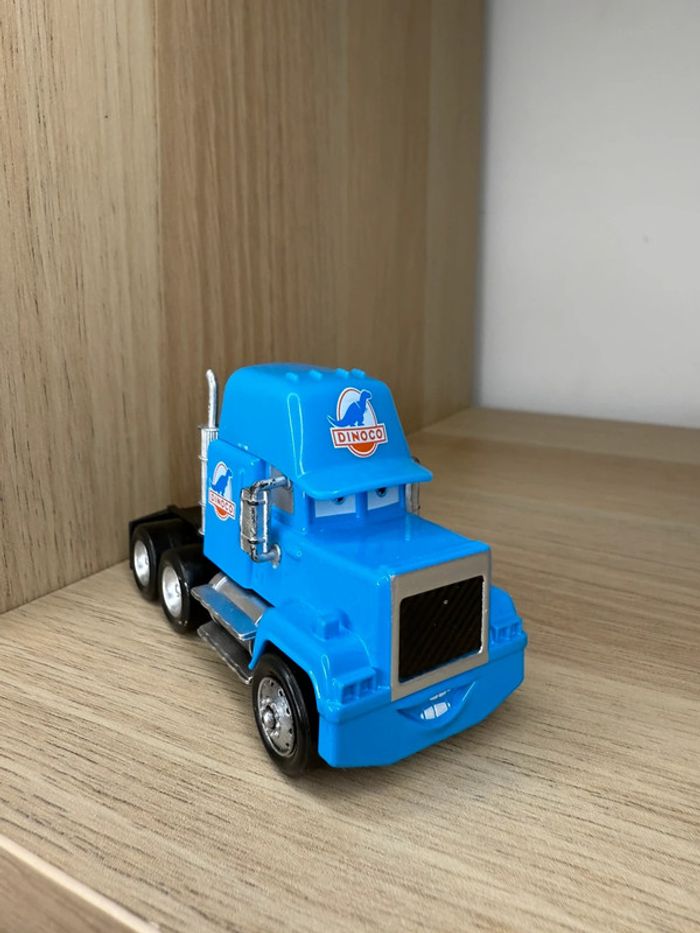 Camion cars dinoco Disney pixar