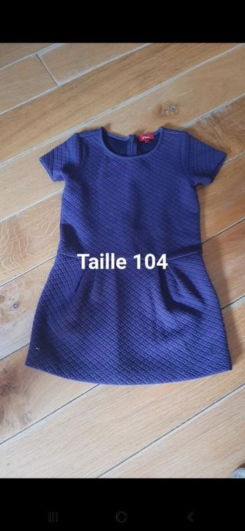 Robe 4 ans