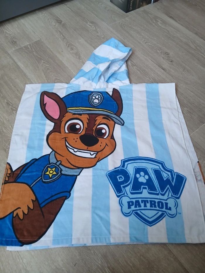 Cape de bain pat patrouille neuve - photo numéro 2