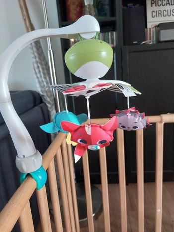 Mobile bébé Tiny love 30min d'écoute