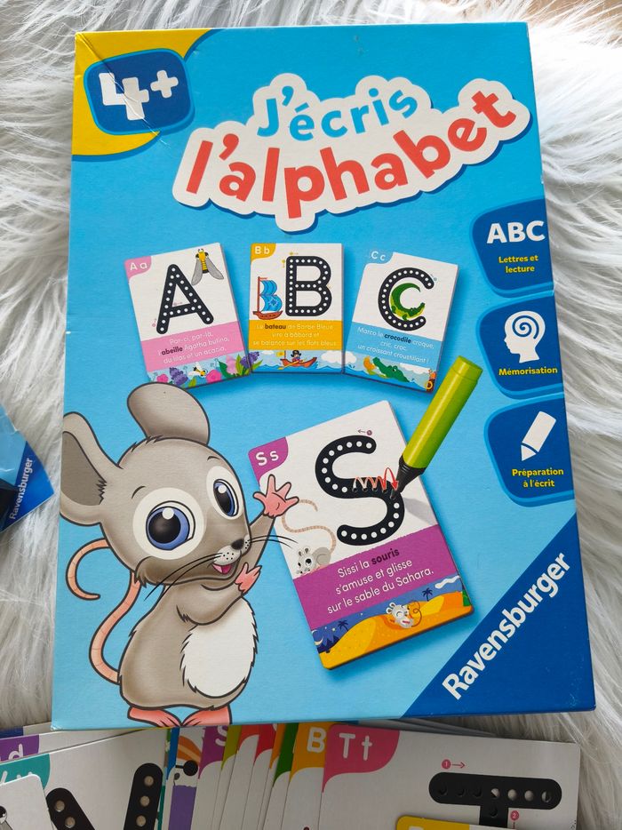 J'écris l'alphabet - photo numéro 2