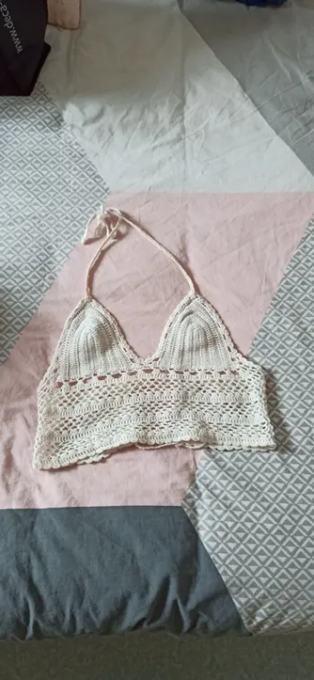 Crop top au trochet