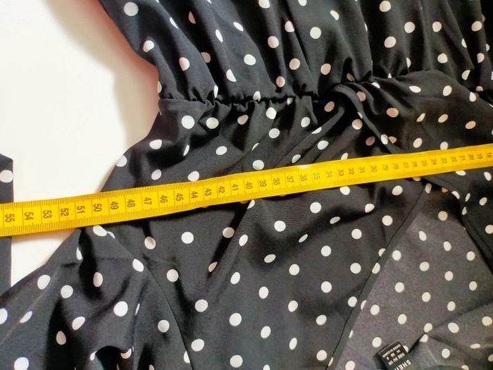 Robe noire à pois blancs – Shein – T. M (38) - photo numéro 6